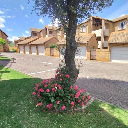 Listing number: P24-117684538, Image number: 3