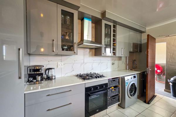 Enjoy modern apartment living in this well-appointed third-floor residence, where clean lines and practical design create an inviting everyday setting. The open-plan kitchen and lounge provide a seamless space for relaxed living ...