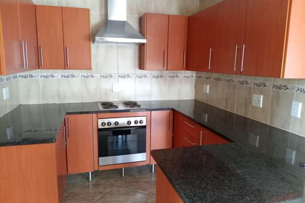 This neat townhouse offers 3 bedrooms with built-in cupboards, 2 bathrooms ...
