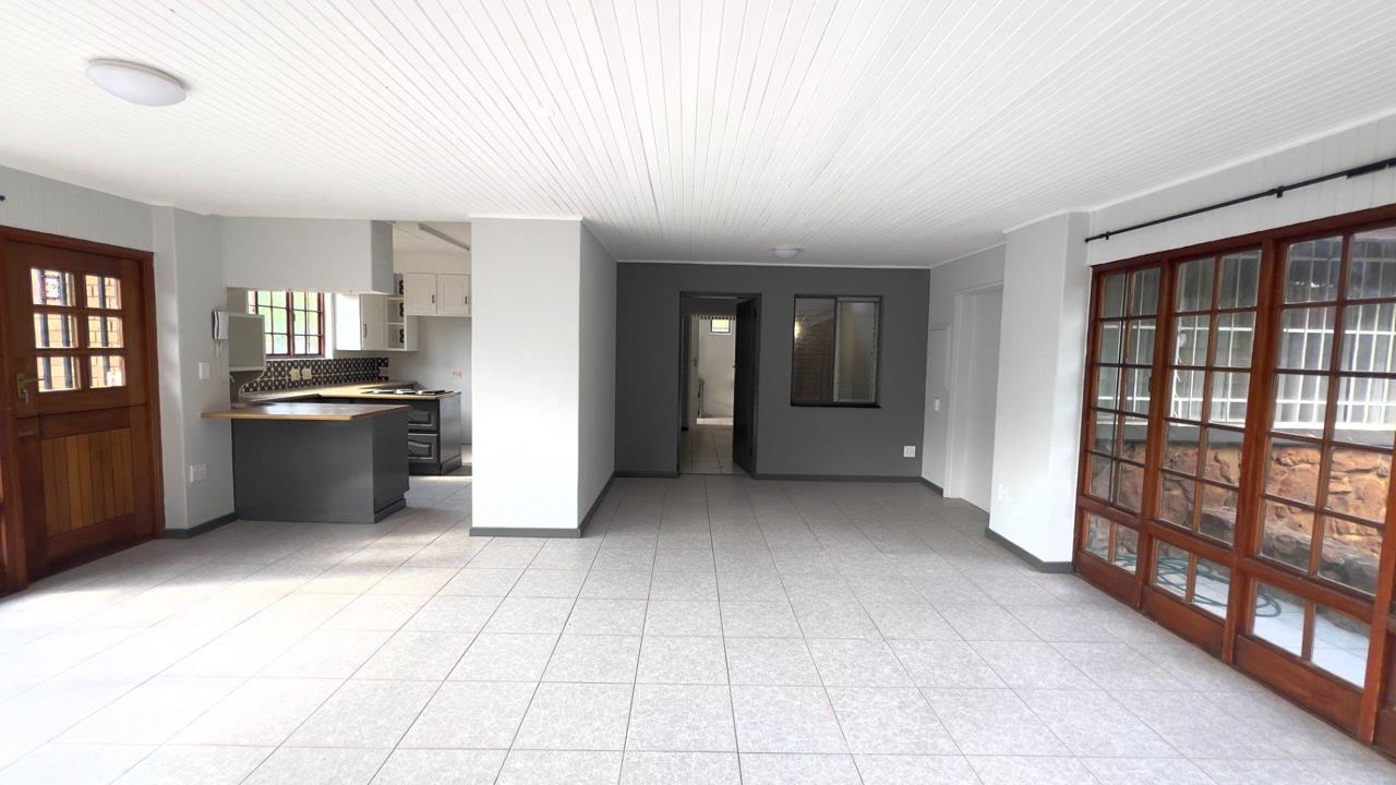 Listing number: P24-117686113, Image number: 1