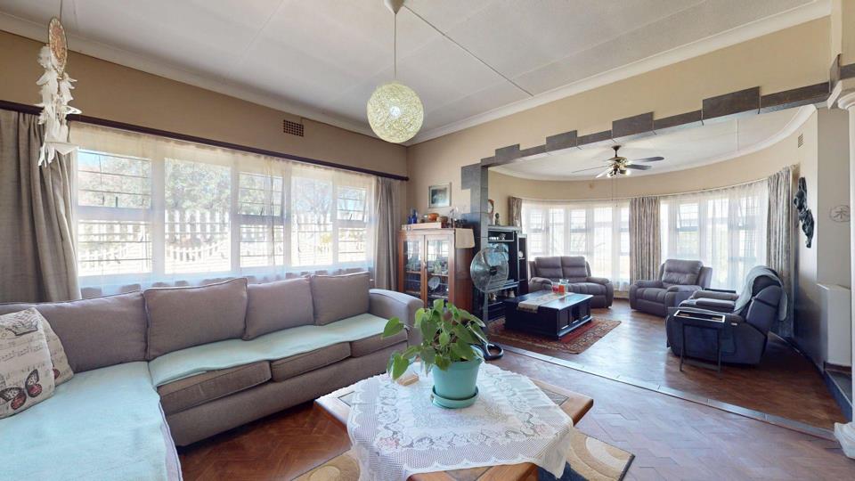 Listing number: P24-117687995, Image number: 3, Image