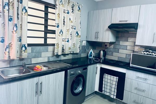 Lovely 2-Bedroom Flat Available Immediately! ??

This beautiful flat is situated in a safe and secure complex and offers a modern ...