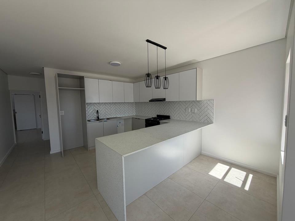 Listing number: P24-117690068, Image number: 1