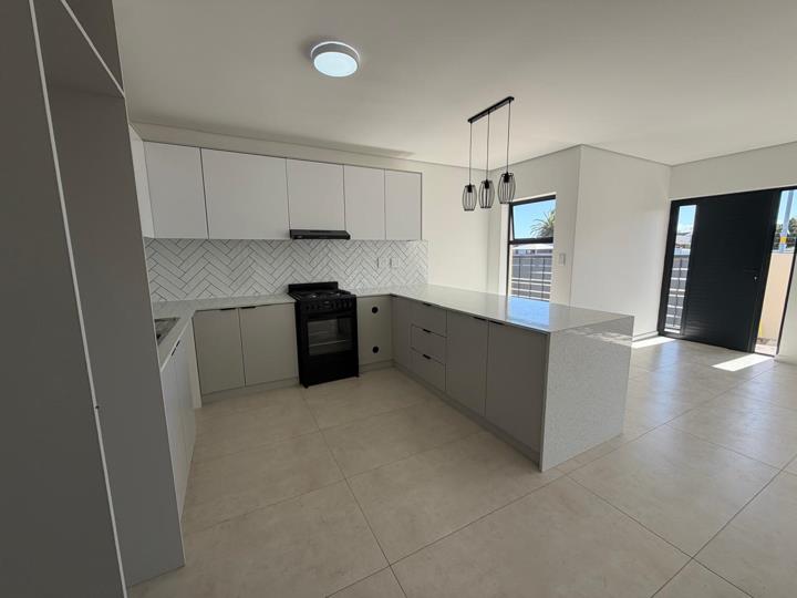 Listing number: P24-117690068, Image number: 3