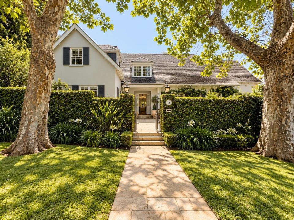 Listing number: P24-117693768, Image number: 1