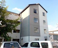 Apartment / Flat for sale in Riverside View