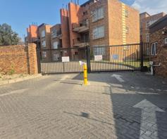 Apartment / Flat for sale in Halfway House