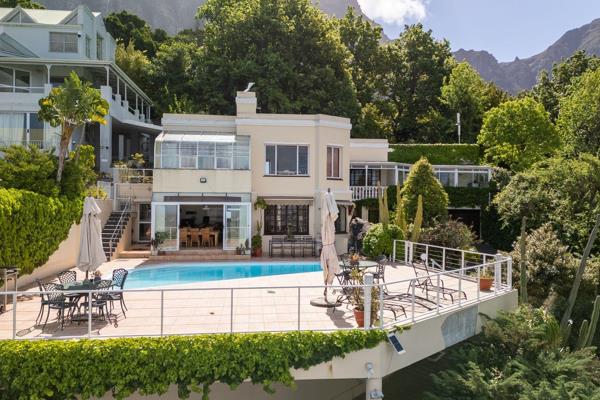Sole &amp; exclusive mandate.

Occupying an elevated position in one of Cape Town’s most sought-after neighbourhoods, this remarkable ...