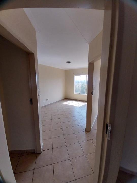 Listing number: P24-117696185, Image number: 3