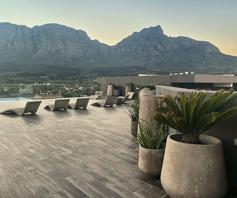 Apartment / Flat for sale in Newlands