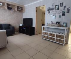 House for sale in Elsies River