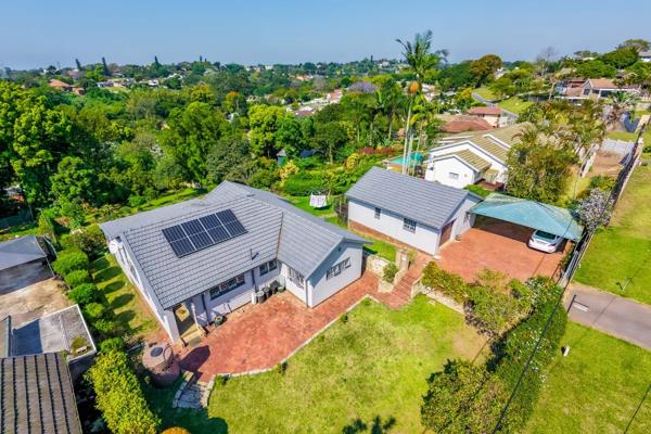 *ON SHOW BY APPOINTMENT ONLY *

Timeless kitchen and bathrooms, sunlit bedrooms, full solar, a cottage and a larger-than-life back ...