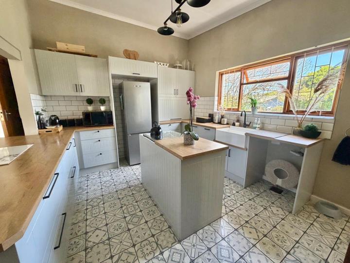 Listing number: P24-117698369, Image number: 3