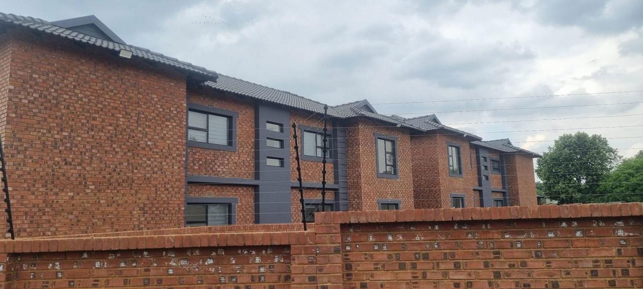 Listing number: P24-117699006, Image number: 1