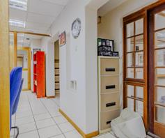 House for sale in Springs Central