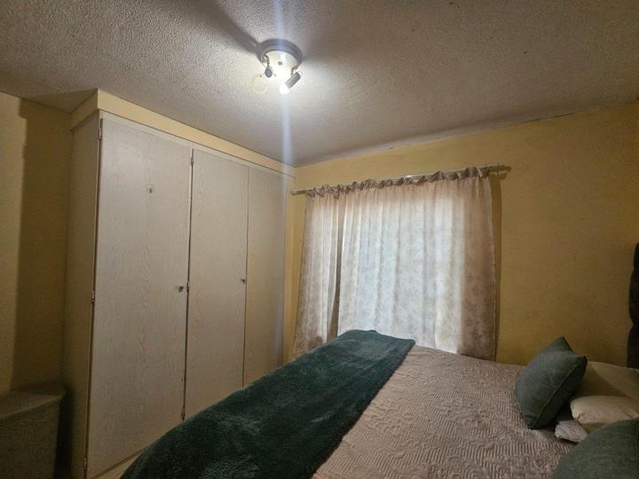 Listing number: P24-117699724, Image number: 2