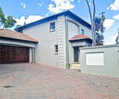 Townhouse for sale in Faerie Glen