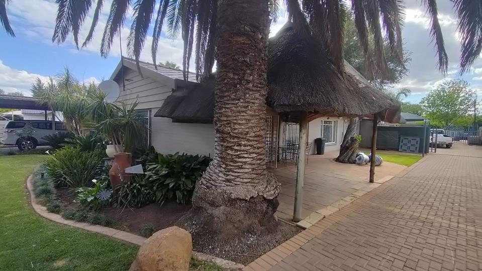 Listing number: P24-117700291, Image number: 2