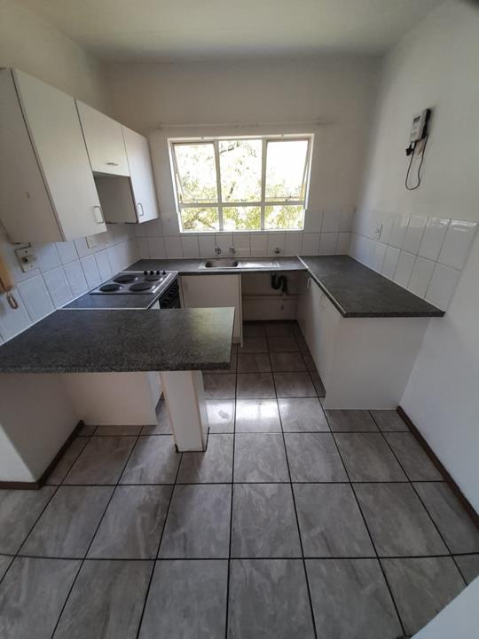 Listing number: P24-114022346, Image number: 2