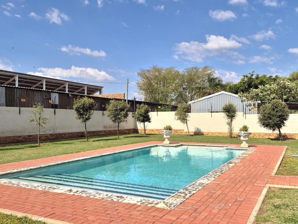 Listing number: P24-117700814, Image number: 1, Image