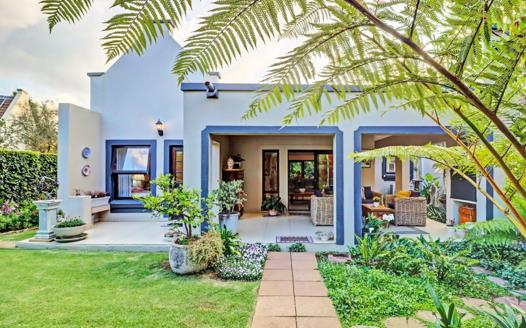 2 Bedroom Townhouse for sale in Boardwalk Meander