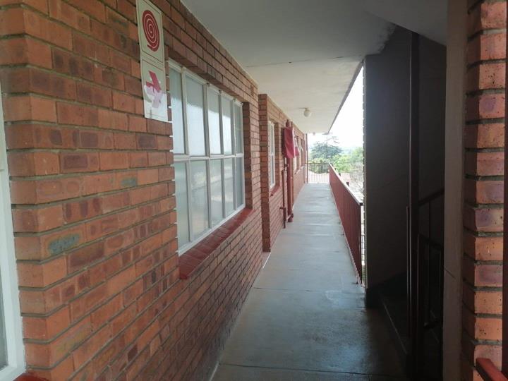 Listing number: P24-117702017, Image number: 2