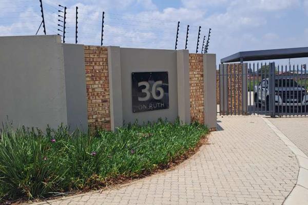 Full title stand with building package for sale in new security estate.
Stand fully serviced
Various stands and packages to choose ...