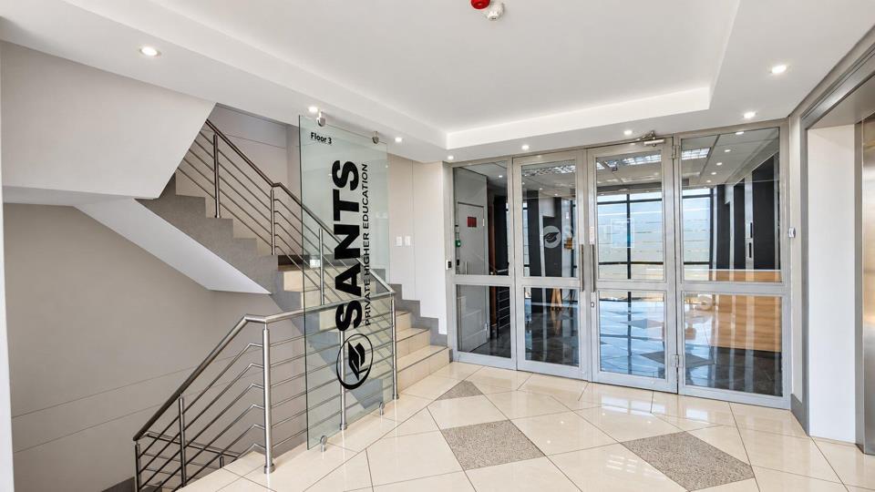 Listing number: P24-117703971, Image number: 2