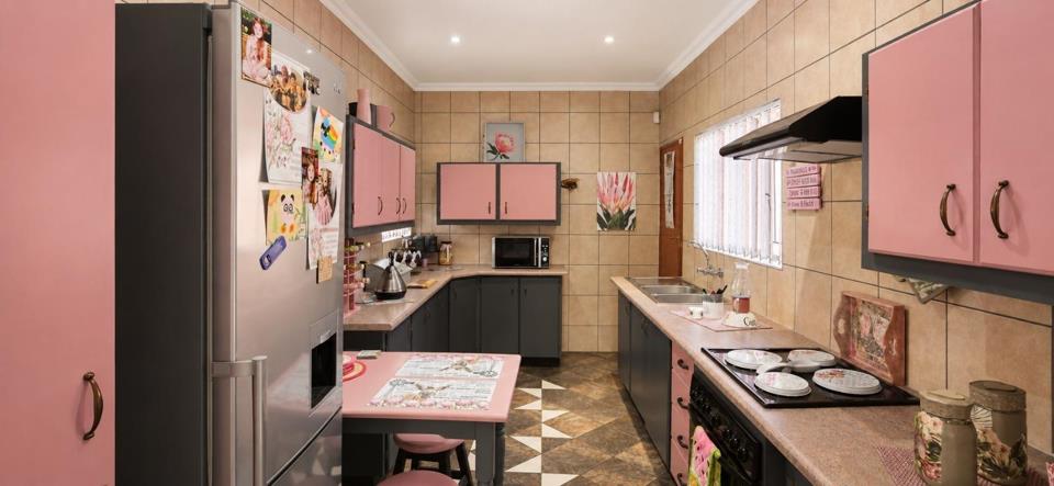 Listing number: P24-117706149, Image number: 2