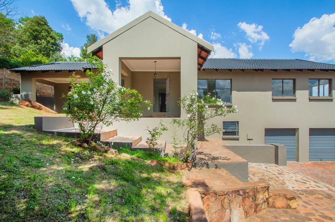 Listing number: P24-117706181, Image number: 1, Overview of front of home