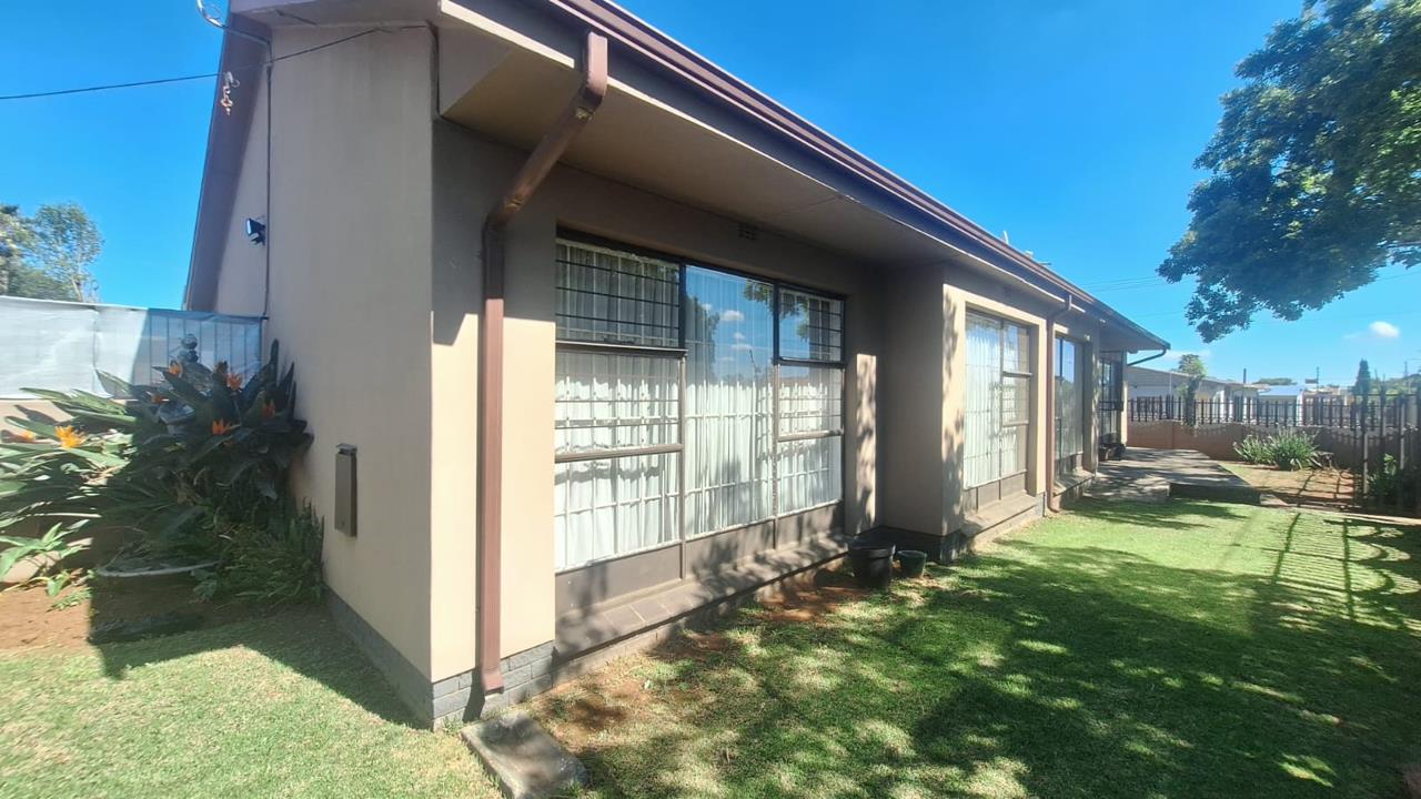 Listing number: P24-117707851, Image number: 1