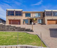House for sale in Hartenbos Heuwels