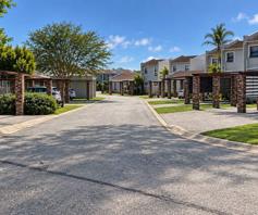 Townhouse for sale in Lorraine