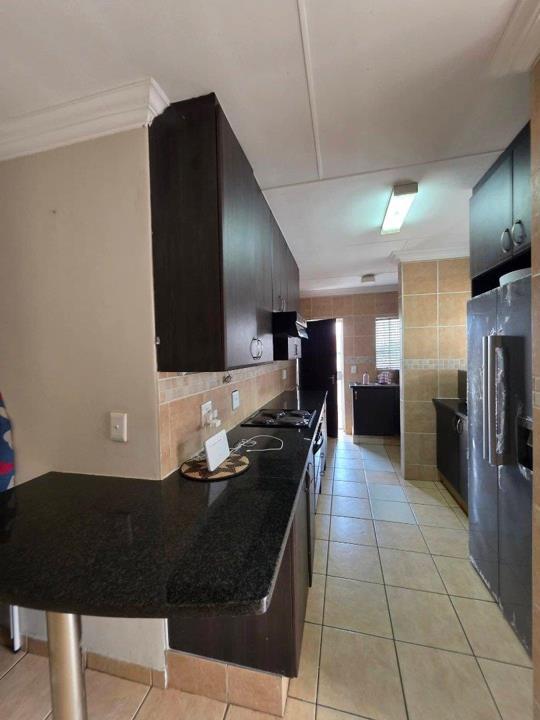 Listing number: P24-117711051, Image number: 2