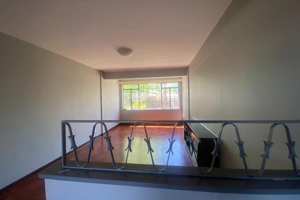 This well-positioned ground-floor unit at Northview Heights in Florida North offers comfortable and practical living in a convenient ...