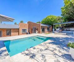 House for sale in Roodekrans