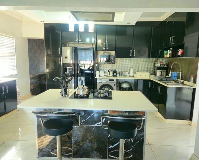 Listing number: P24-117714486, Image number: 3, Image