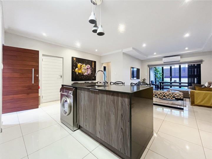 Listing number: P24-117715057, Image number: 3