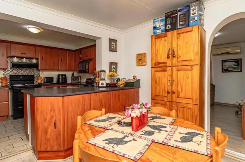 Listing number: P24-117715721, Image number: 2