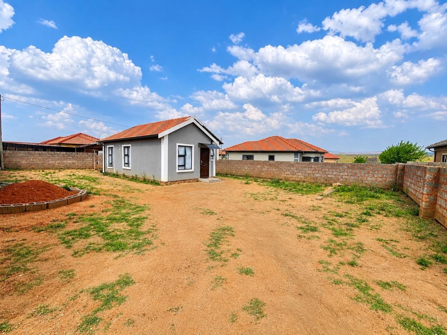 3 Bedroom House for sale in Bergsig - P24-117713774