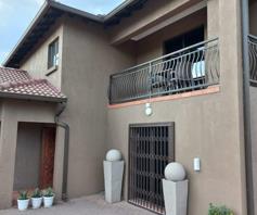 House for sale in Model Park