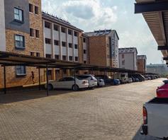 Apartment / Flat for sale in Riverside View