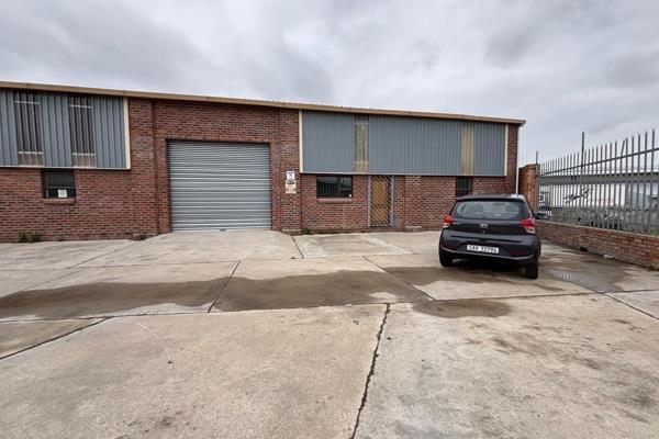 Warehouse available to rent immediately.

This property is secure with ample parking ...