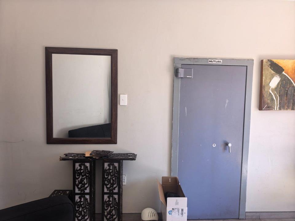 Commercial Property to Rent in Witbank Ext 10 – 15 m² Office