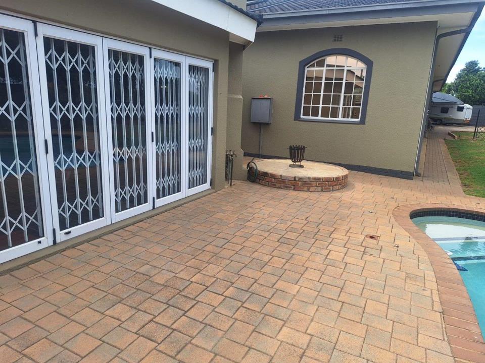 Listing number: P24-117722727, Image number: 1