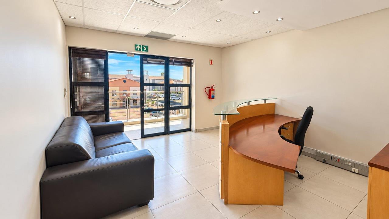 Listing number: P24-117722935, Image number: 1