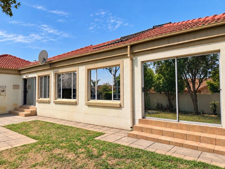 Listing number: P24-117723048, Image number: 2