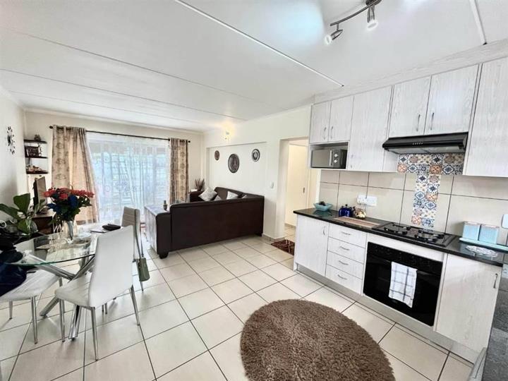 Listing number: P24-117724325, Image number: 2