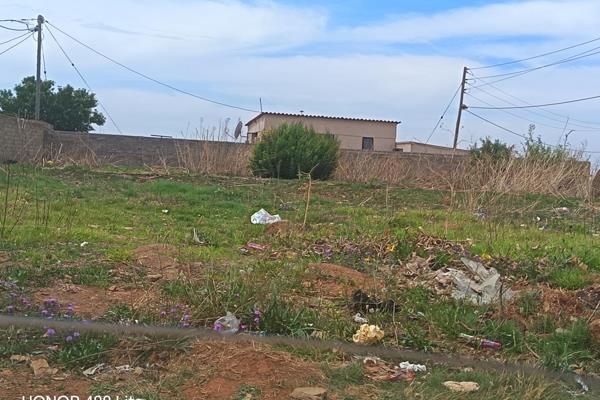 500m² Vacant Corner Stand - Close to Schools &amp; Transport

Prime 500m² vacant corner stand available in a well-located ...