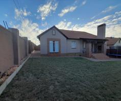 Townhouse for sale in North View Estate
